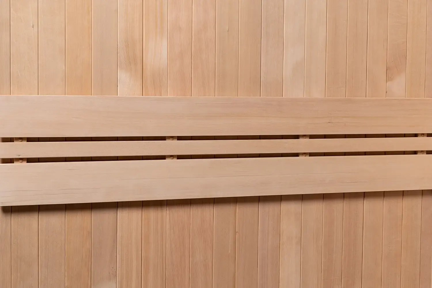 Site-Image-Custom Saunas-Backrest_3-Bar Wide_1500x1000