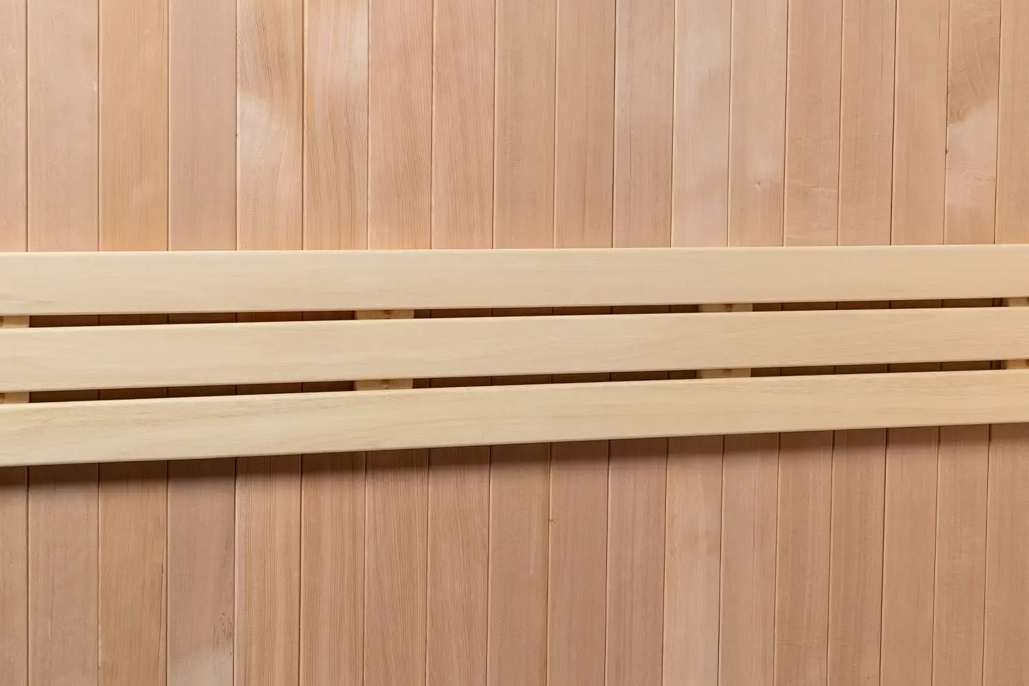 Site-Image-Custom Saunas-Backrest_3-Bar_1500x1000